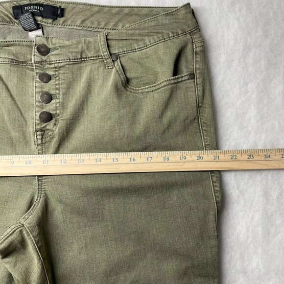 Torrid Denim Womens Olive Green Button Fly Skinny Leg Modern Crop Jeans Size 20 - Picture 6 of 9